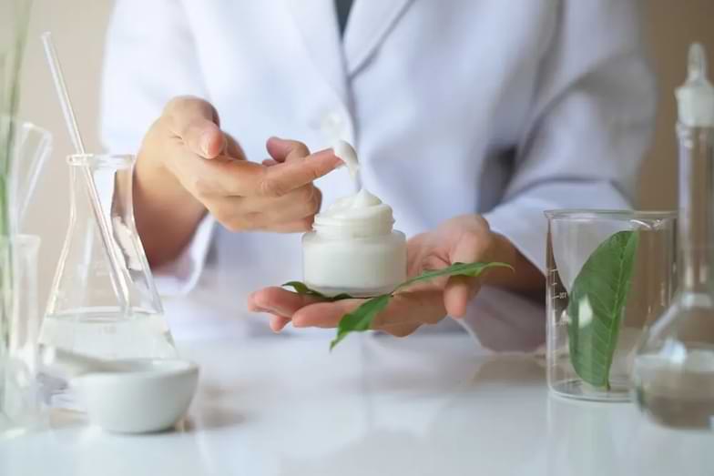 cosmetici a marchio proprio per incrementare le vendite: servono davvero?
