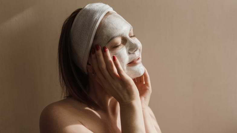 macchie viso ayurveda | Ayurway